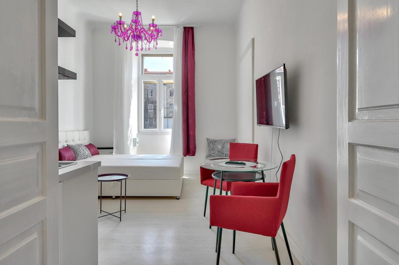 Apartmán Collins Amethyst Center Pula